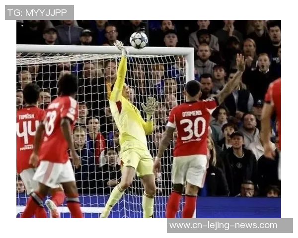 中超赛场惊现冷门曼城大胜本菲卡乌龙球引发全场狂欢 中超赛场惊现冷门曼城大胜本菲卡乌龙球引发全场狂欢