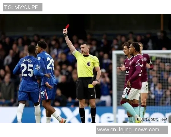 英超激战:里昂在点球大战中险胜切尔西全场沸腾 英超激战:里昂在点球大战中险胜切尔西全场沸腾